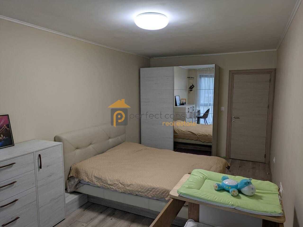 Продава се Тристаен апартамент в Пловдив, Христо Смирненски - 118 кв.м за 1806 €/кв.м - Снимка #3