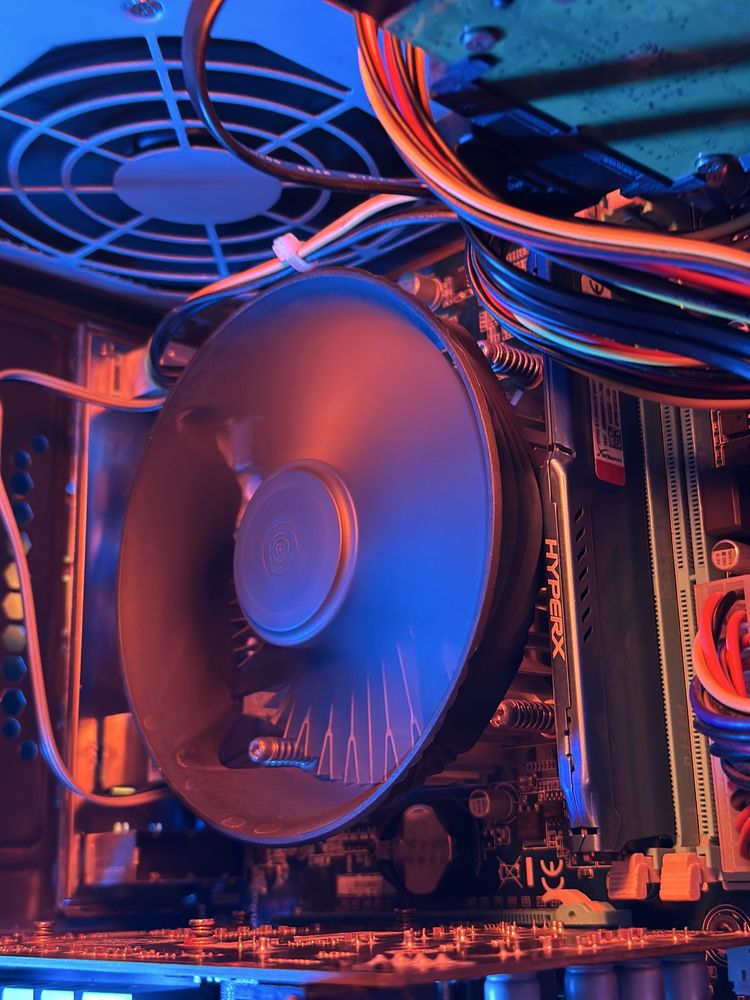Компьютер 4х ядерный (i3 3240 RAM 8GB GTX550ti)