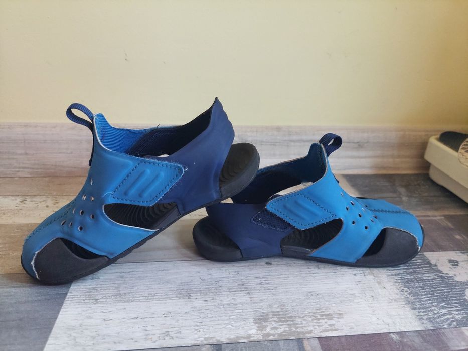 Сандали Nike sunray