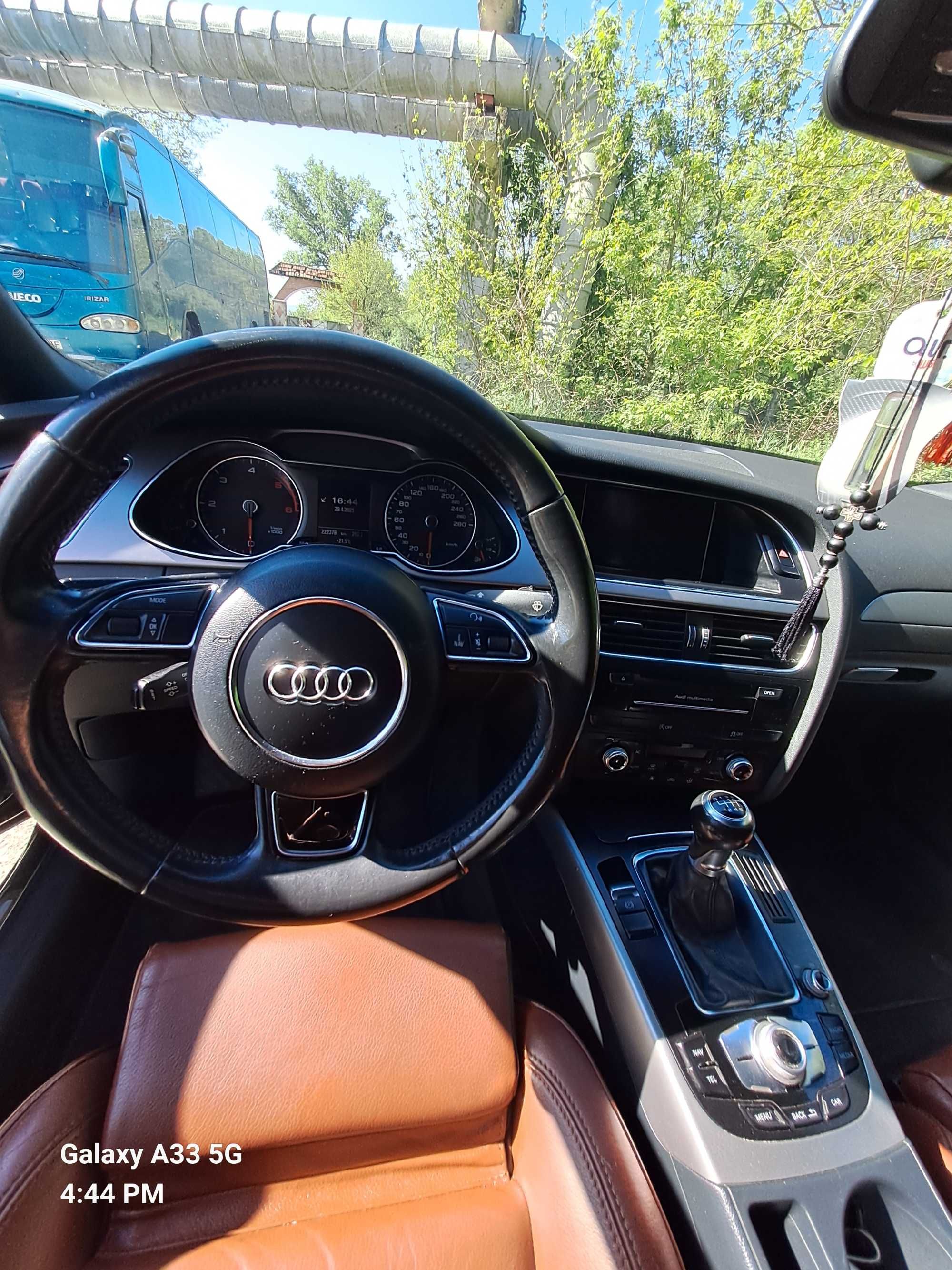 Audi A 4,motorizare  2L