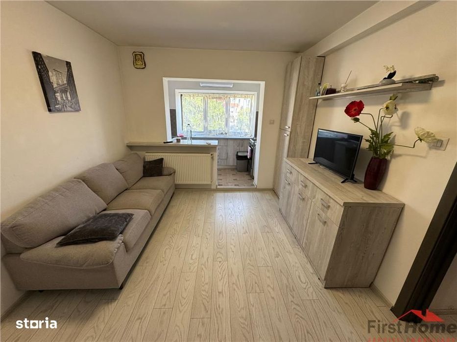 Apartament 2 camere transformat in 3, et 3 cu acoperis, zona  Brailei