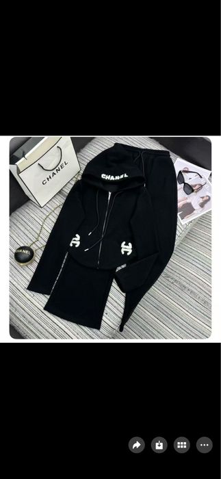 Уникално дамско зимно яке