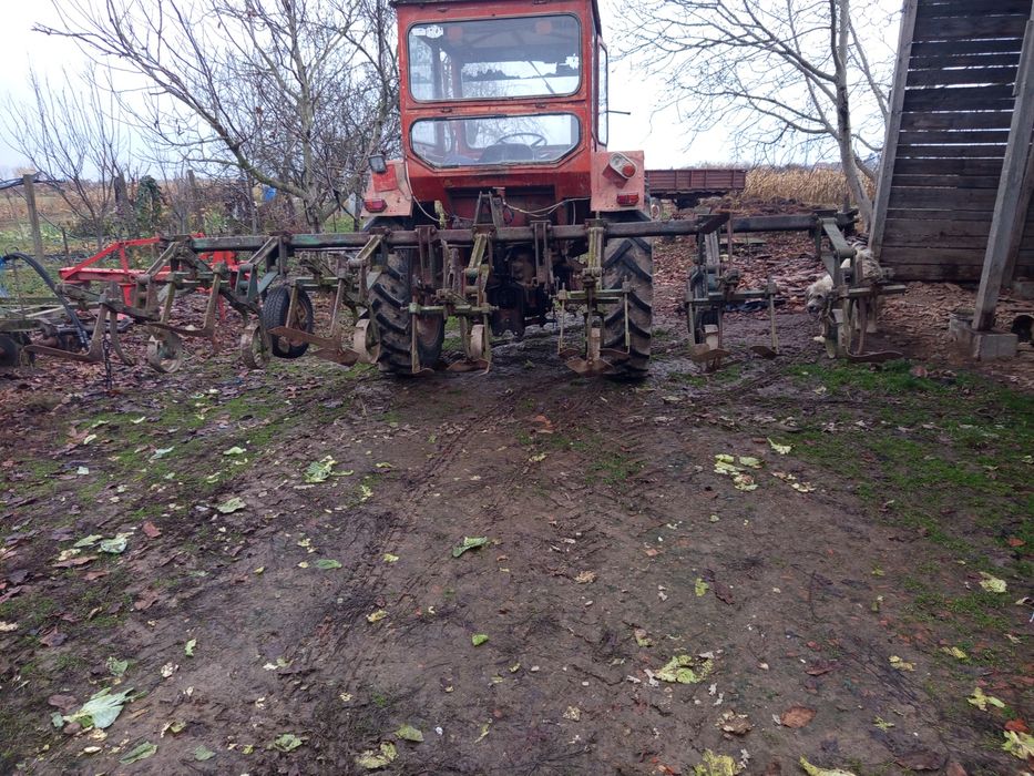 Cultivator de vanzare cu sapte randur!