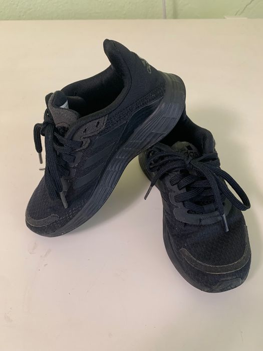 маратонки Adidas