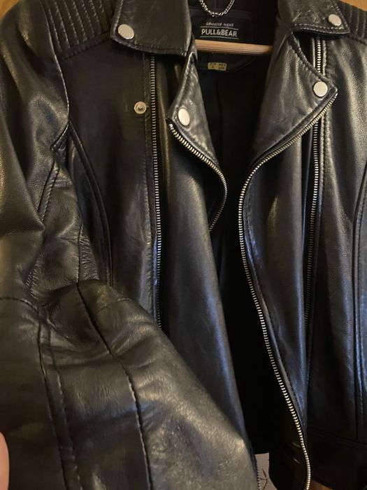 Geaca de 100% piele Pull and Bear M femei