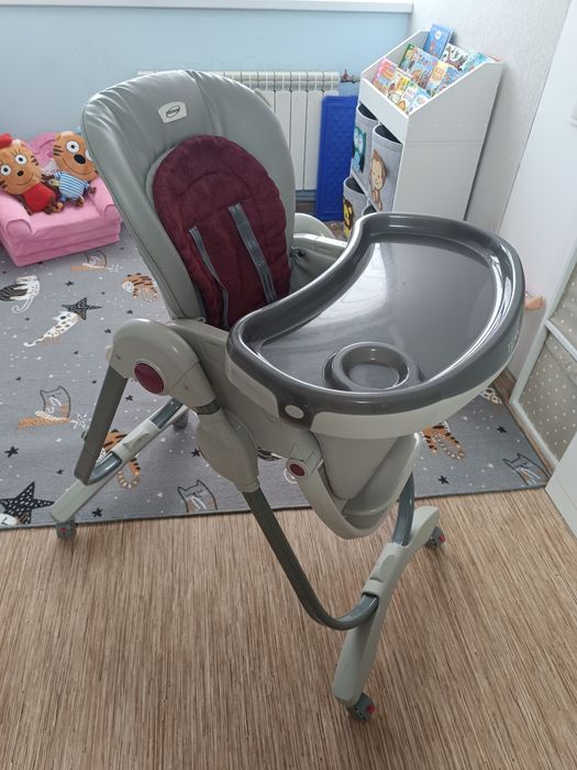 Продам стульчик для кормления ребенка