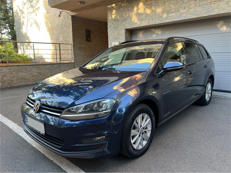 •Volkswagen Golf 7 1.6 Tdi BlueMotion•