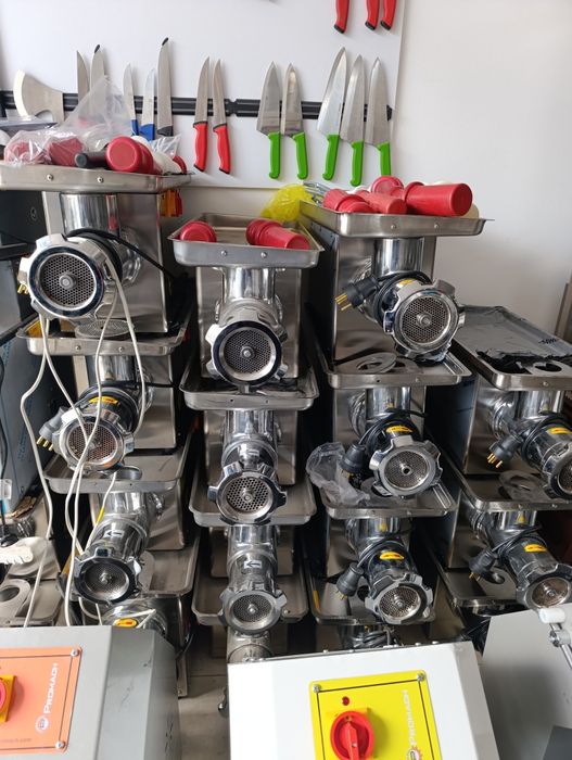 Мясорубкалар гушт майдалагич музлатилган гушт учун хам бор