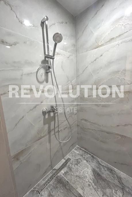 Дава се под наем Четиристаен апартамент в Варна, Център - 100 кв.м за 800 € - Снимка #5