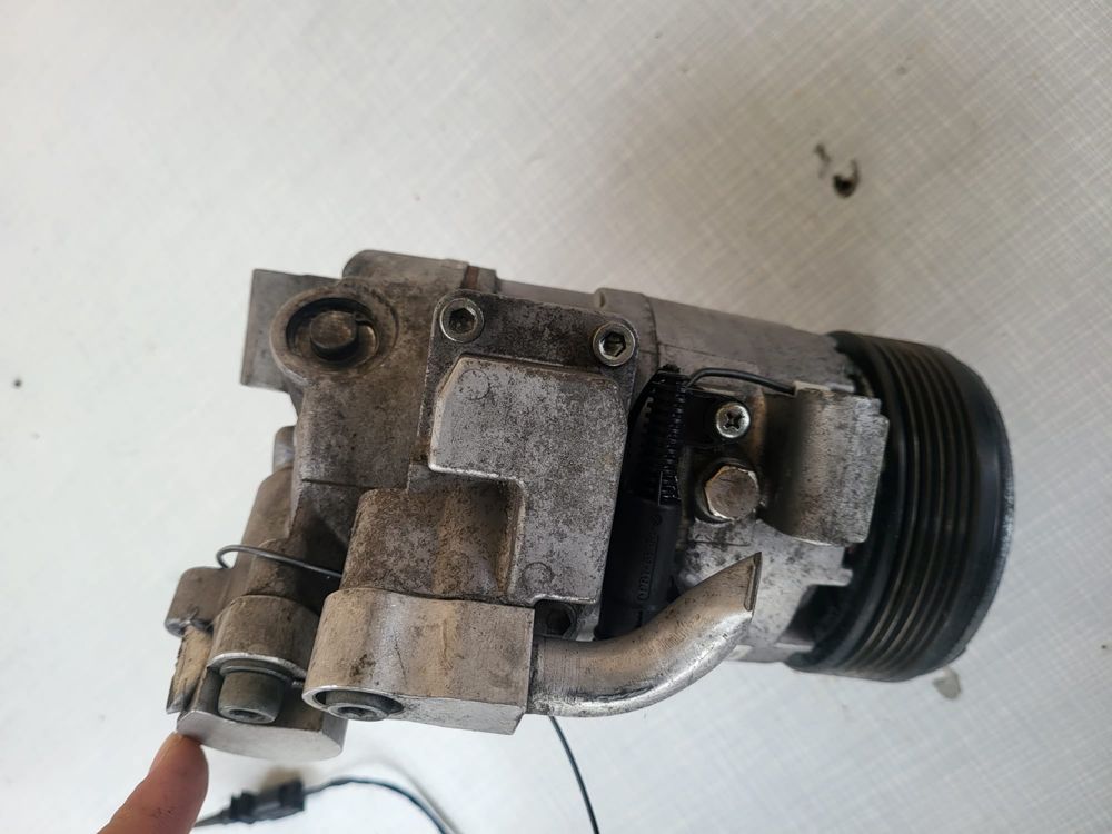 Pompă servo BMW X3 e83 2.0 diesel n 47