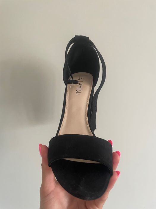 Дамски обувки на ток