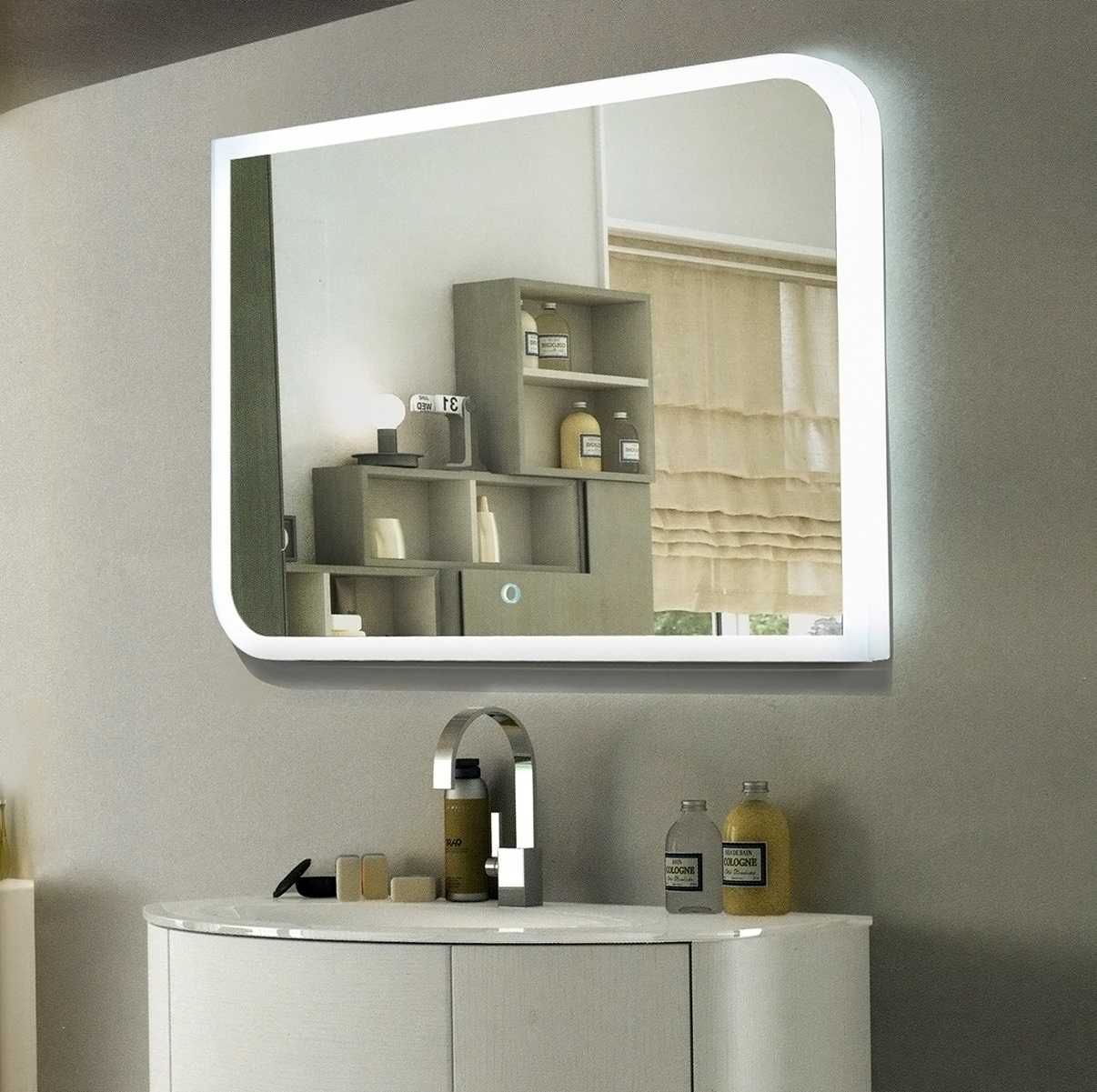 Зеркало с подсветкой. Настенное зеркало в ванную с подсветкой. Зеркало