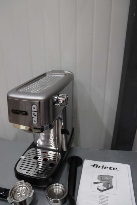 Ariete Metal Barista еспресо Кафемашина, разпенител за мляко, ESE дози