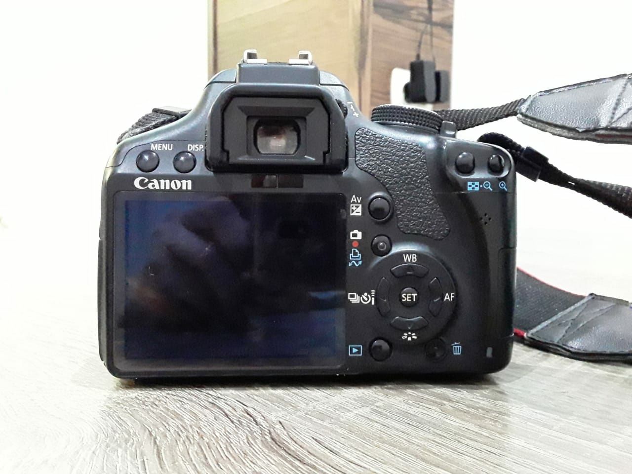 Продам фотоаппарат Canon 500D в отличном состоянии.