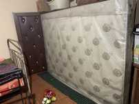 Yaxshi holatdagi Divan va tryumo