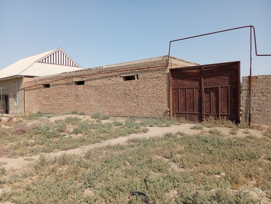 Кулай нархда участка сотилади