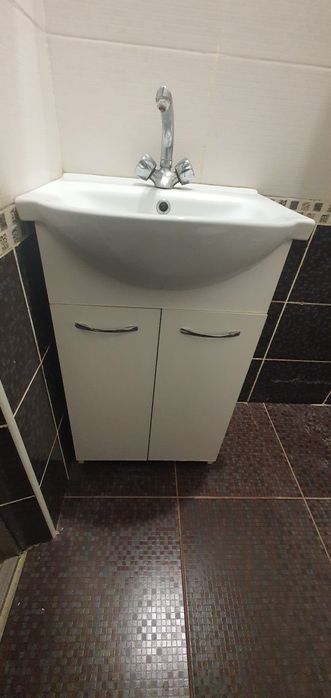 Тумба с раковиной