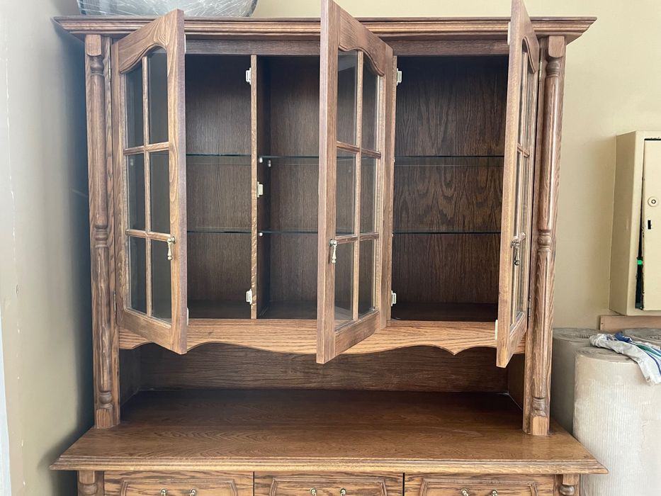 Бюфет от Масивно дърво