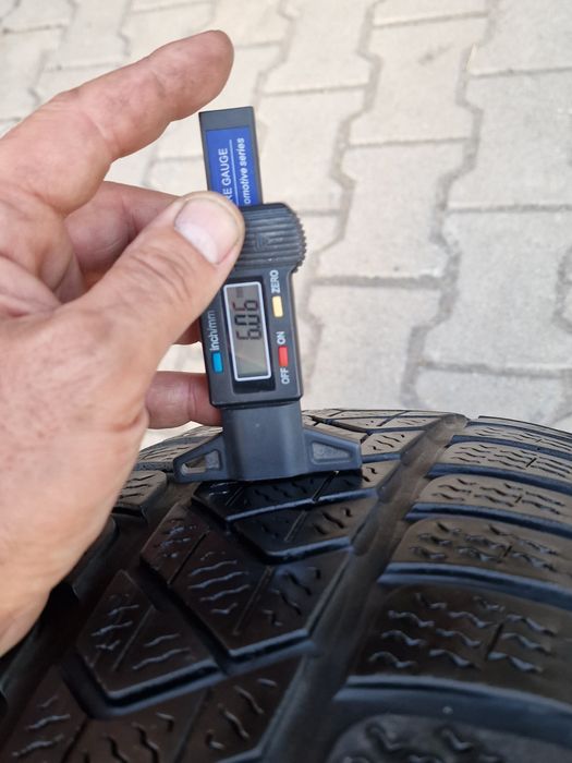 215 60 16 Pirelli