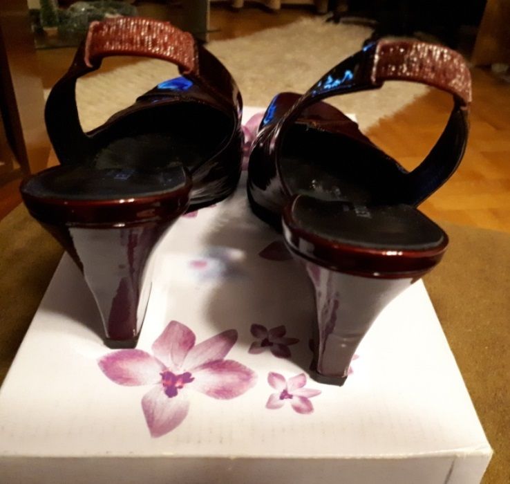 Дамски обувки