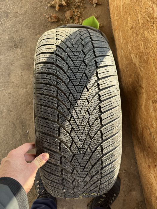 Set 4 anvelope IARNA 225/50/R18