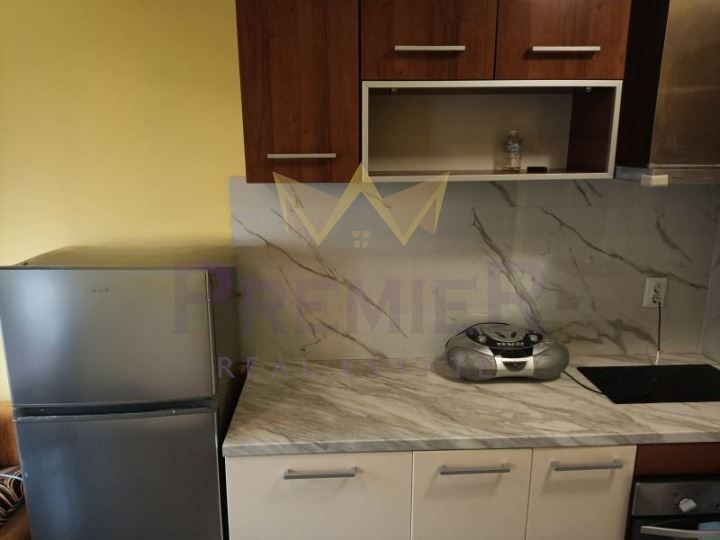 Двустаен апартамент в кв. Левски