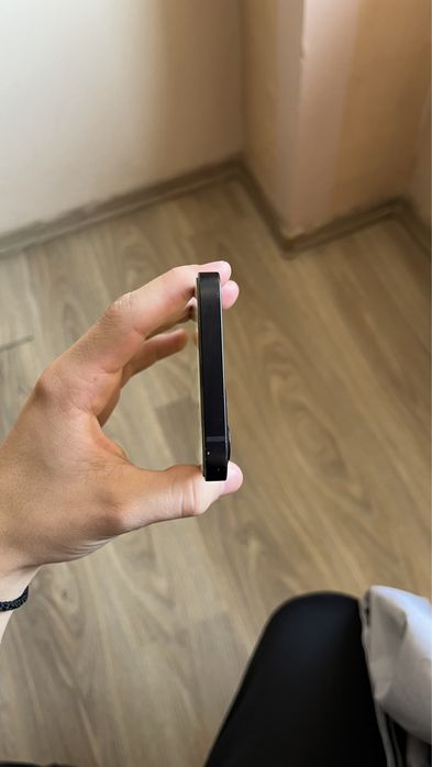iPhone 12 black 64gb