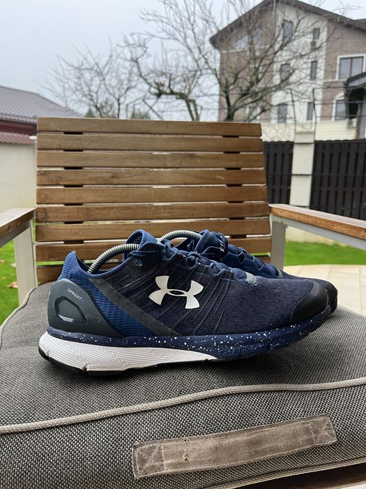 Adidasi Under Armour  alergare sau sala de fitness