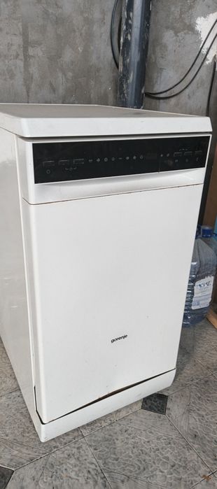 Продам посудомоечную машинку