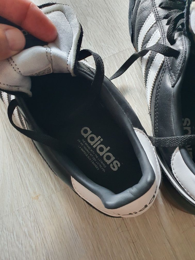 Футболни обувки "Adidas Kaiser 5"