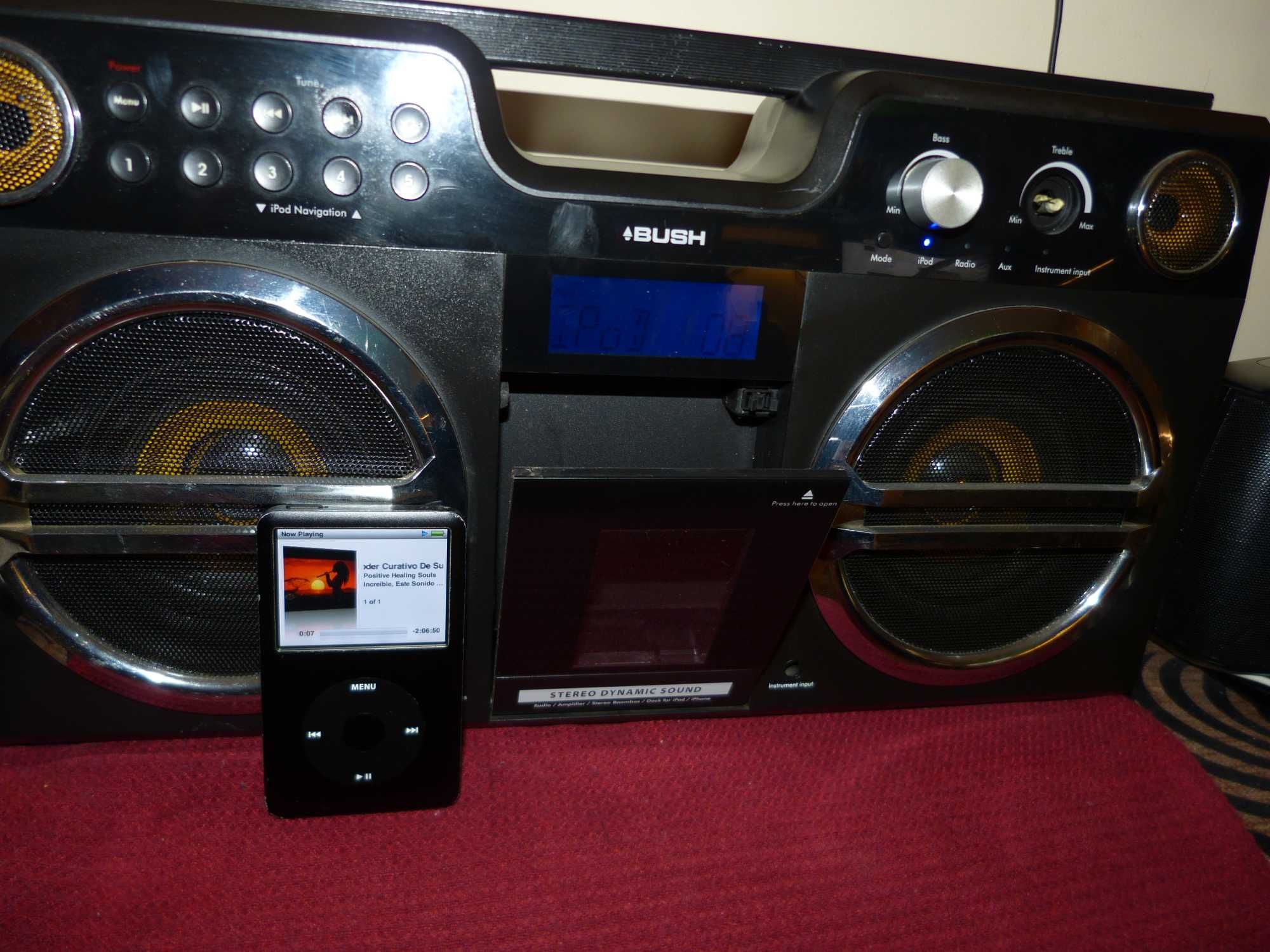 Vand iPod Classic 160GB,gen7-a.Sau schimb cu ce am specificat in anunt