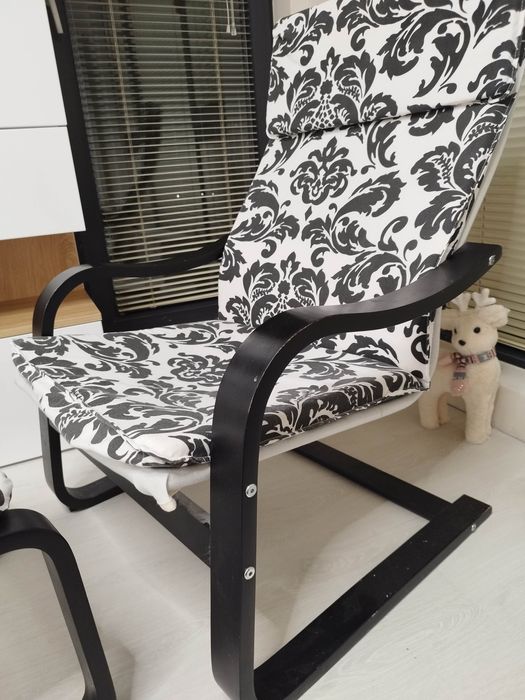 Люлеещ се стол с табуретка