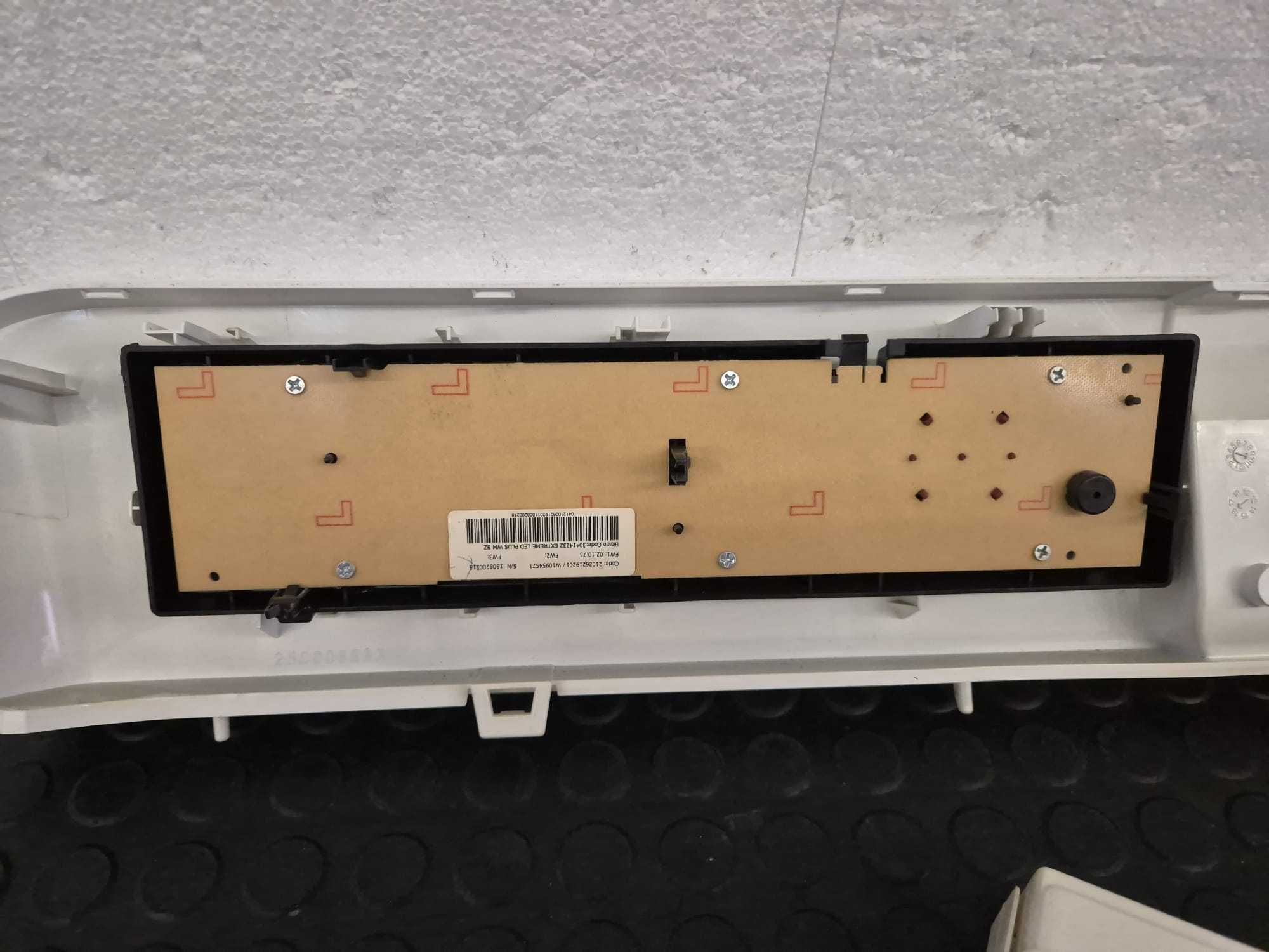 Placa electronica masina de spalat Indesit INNEX BWA71252, modul /R3