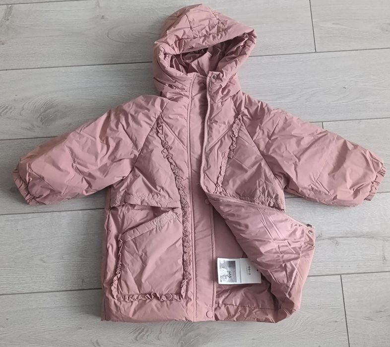 Новая детская куртка 5-6 лет