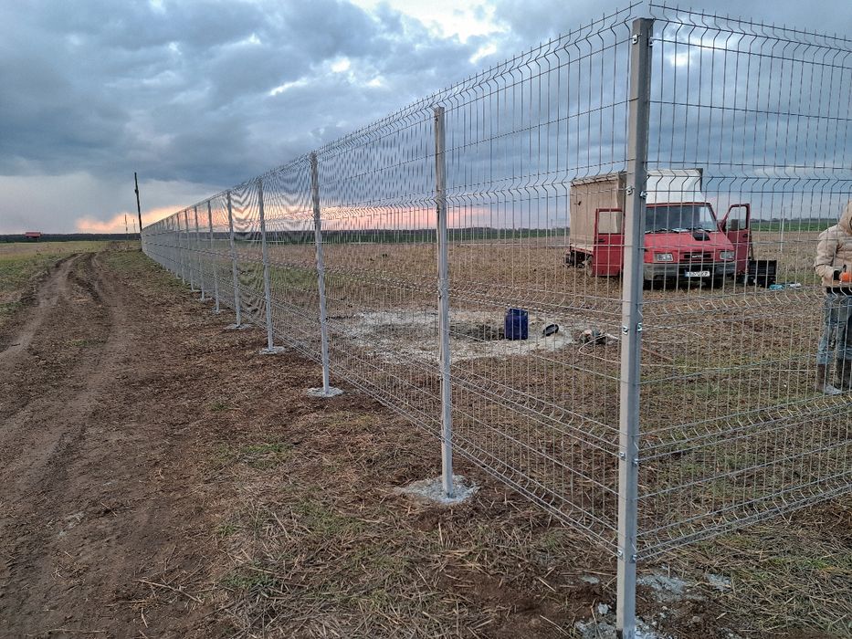 ***OFERTA***Gard din panou bordurat/plasa/imprejmuire