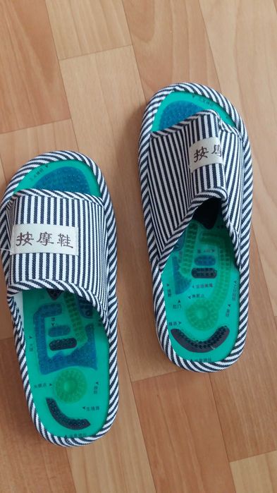 Массажные тапочки и коврик