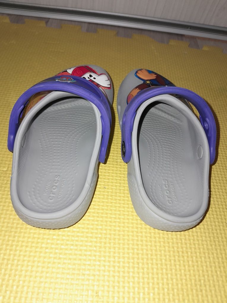Детски чехли crocs c8 и c9