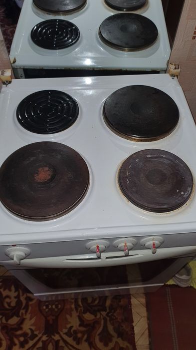 Продам электроплиту б/у