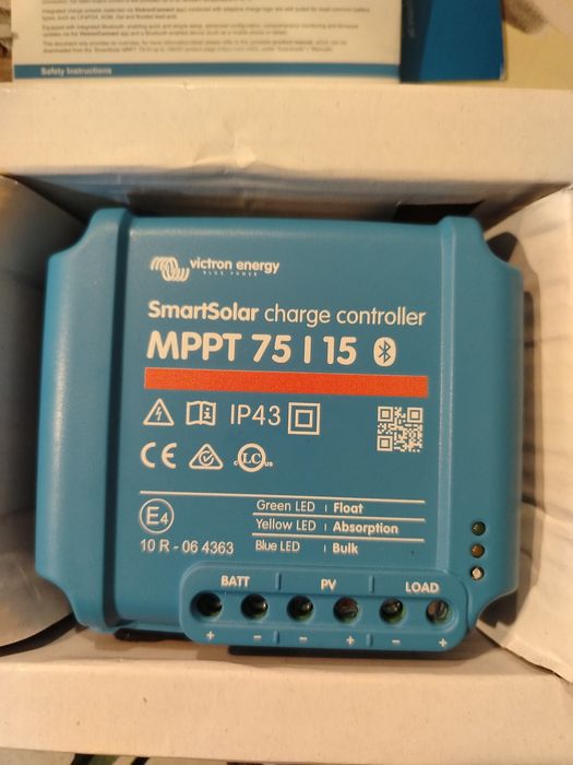 Vând mppt SmartSolar Victron 75 /15