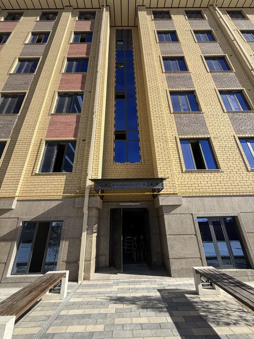 Квартира сотилади