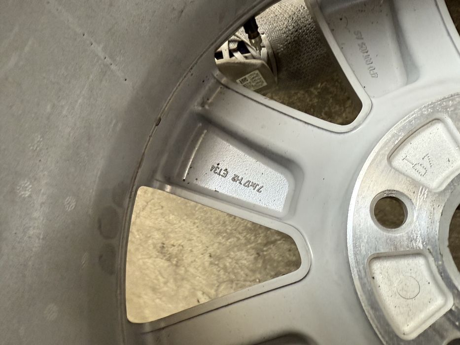 Резервна гума патерица за Audi A6 4f 205 60 17 Allroad 4f0601025as