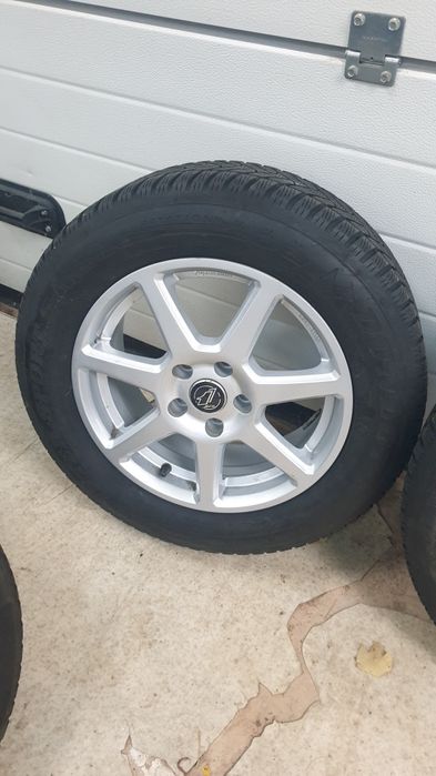 Roti aliaj vw TRoc passat b8 audi q2 karoq anv iarna dunlop 215 60 16