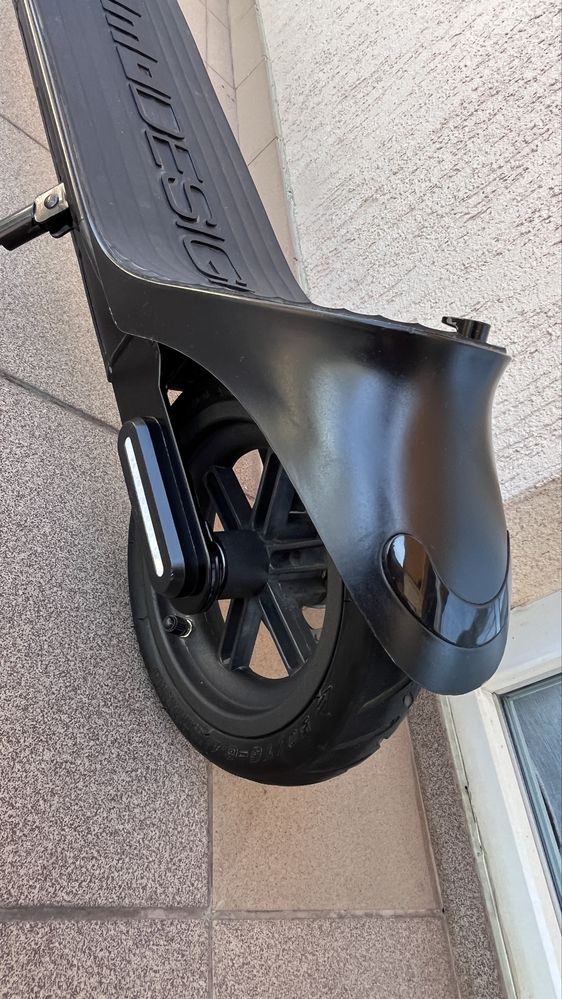 Trotineta electrica MOMO DESIGN EVO9