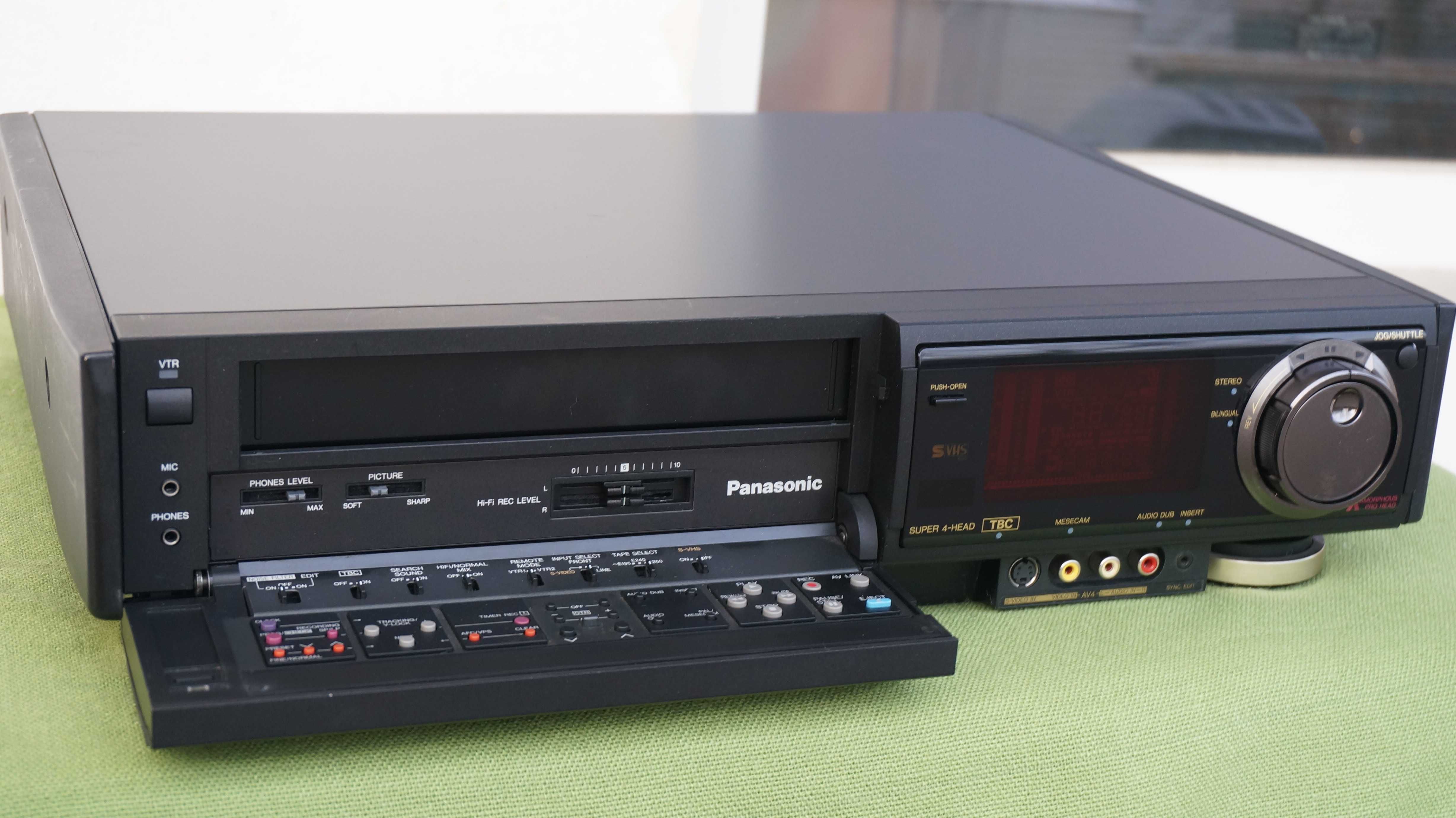 Video recorder S-VHS Panasonic NV-FS200 stereo Hi-Fi TBC