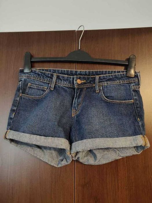 Pantaloni scurti si lungi dama