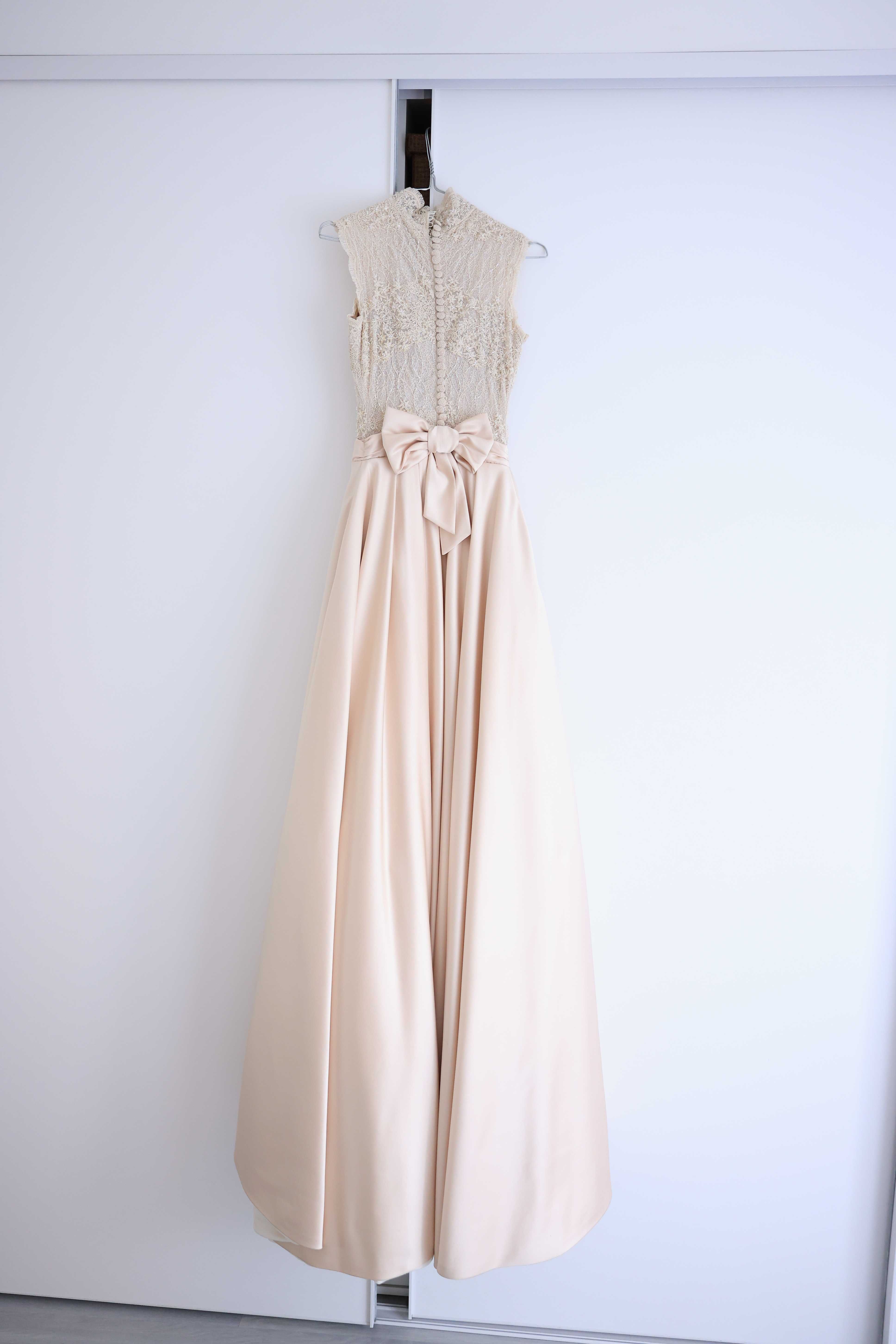 Vand rochie mireasa Romana G. Urmanczy