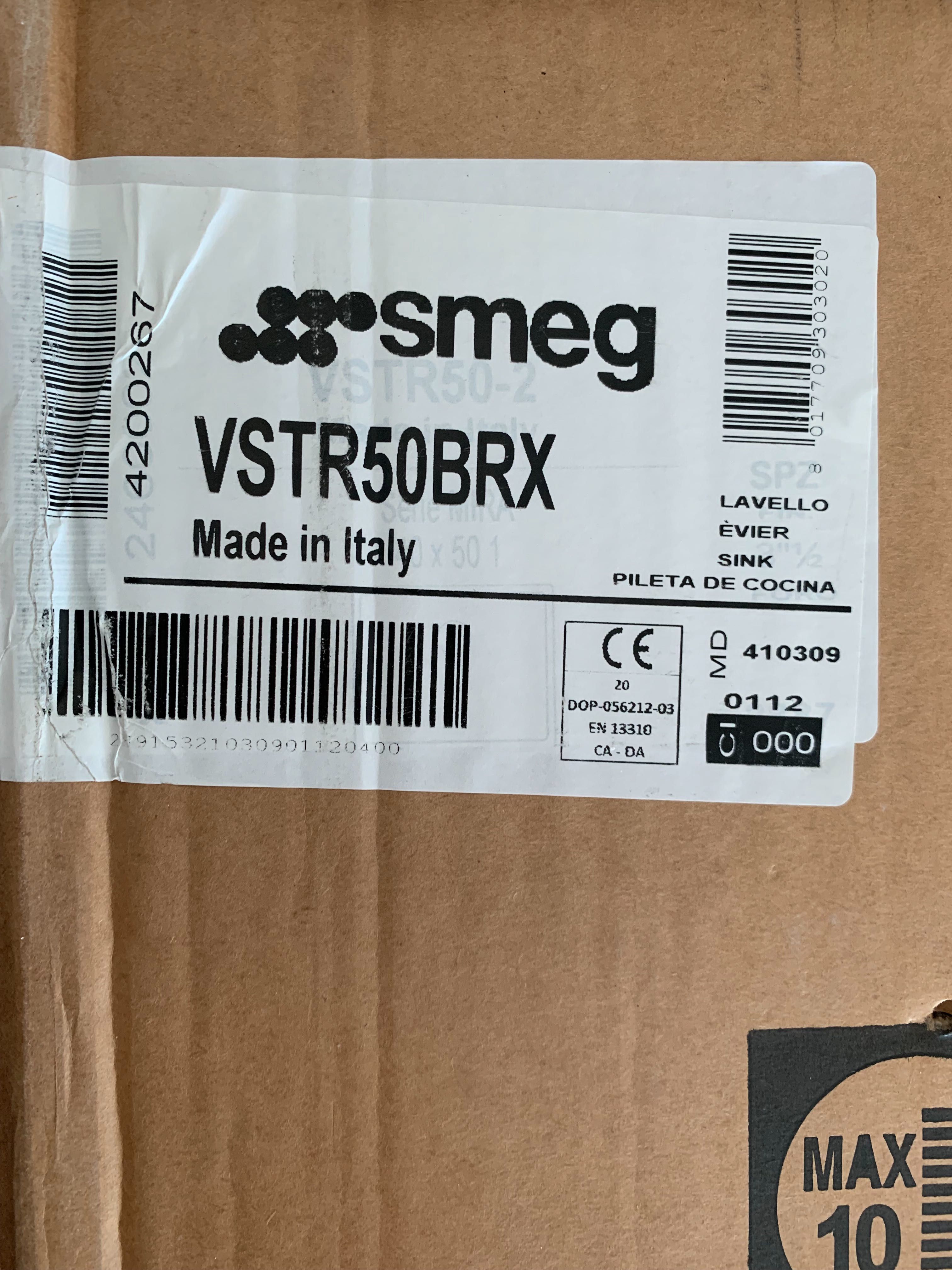 Мивка за вграждане под плот SMEG