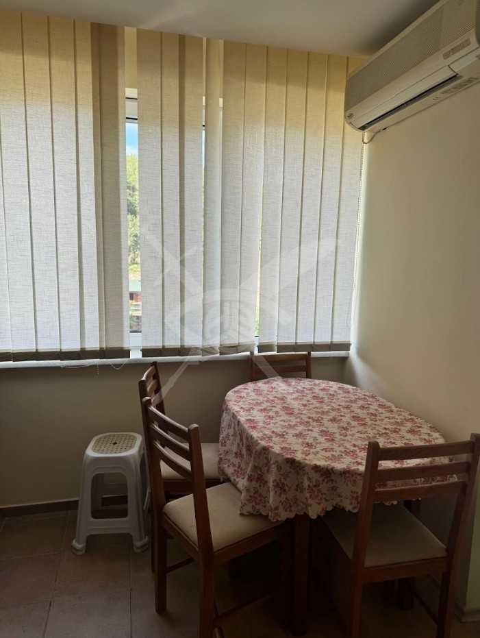 Продава се Двустаен апартамент в к.к. Елените - 75 кв.м за 1000 €/кв.м - Снимка #4