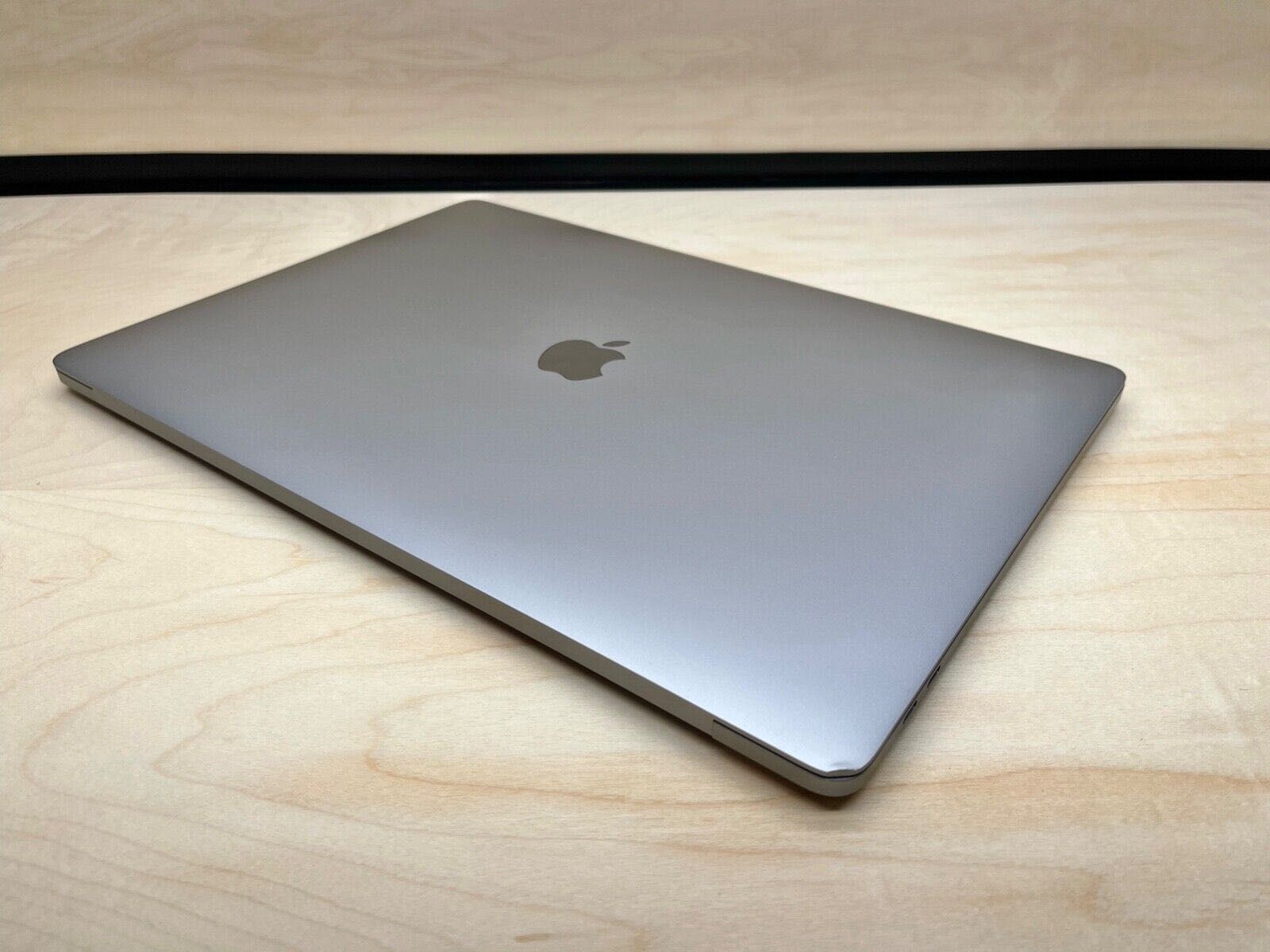 Apple Macbook PRO 2018 15,4 inch