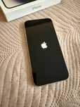 IPhone 14 Pro Max, без следи от употреба